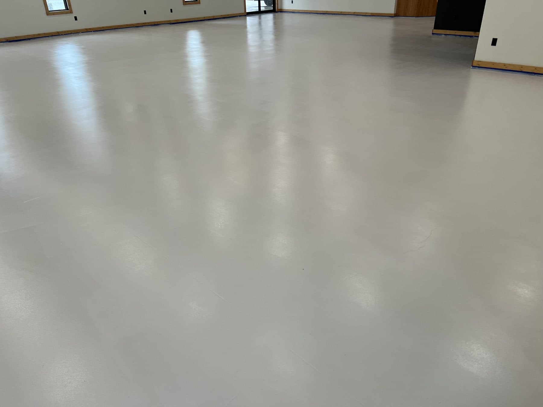 Commercial Hall Polish